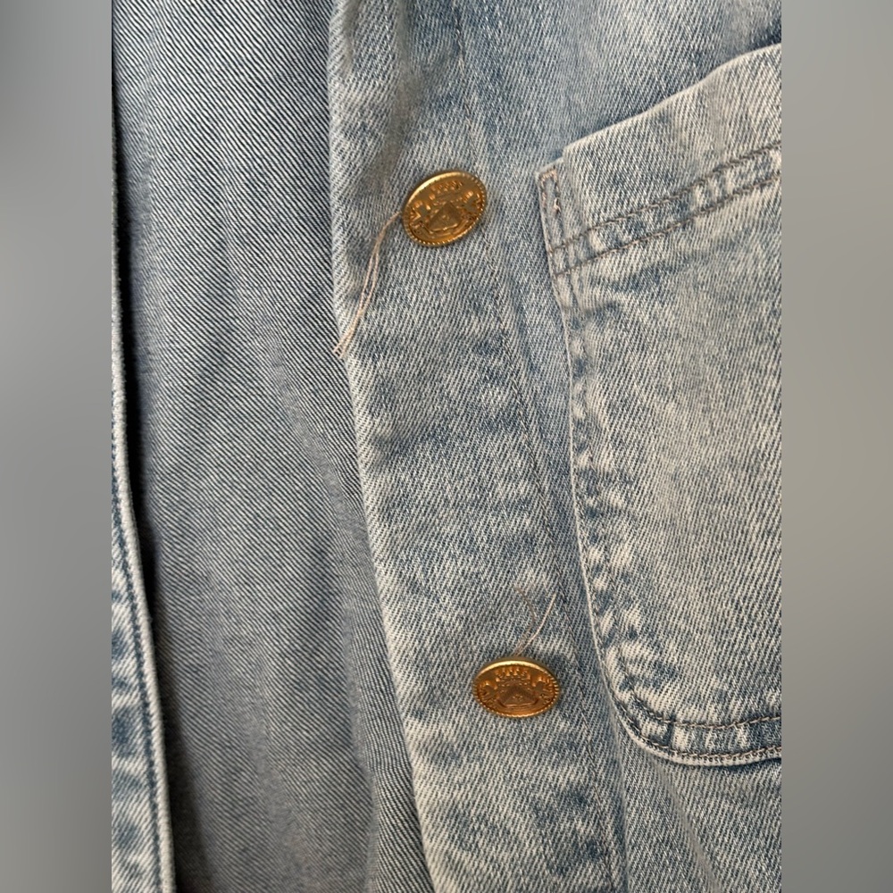 BRAND NEW Express Stylish Blue Denim Shirt Jacket. Size S - Picture 6 of 9